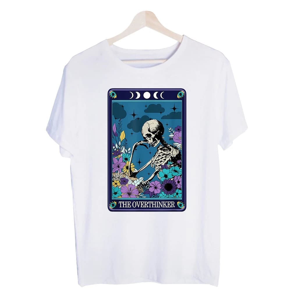 Men's Skeleton Tarot Card Graphic Tee, Short Sleeve Crew Neck T-Shirt for Casual Streetwear and Everyday Outfits