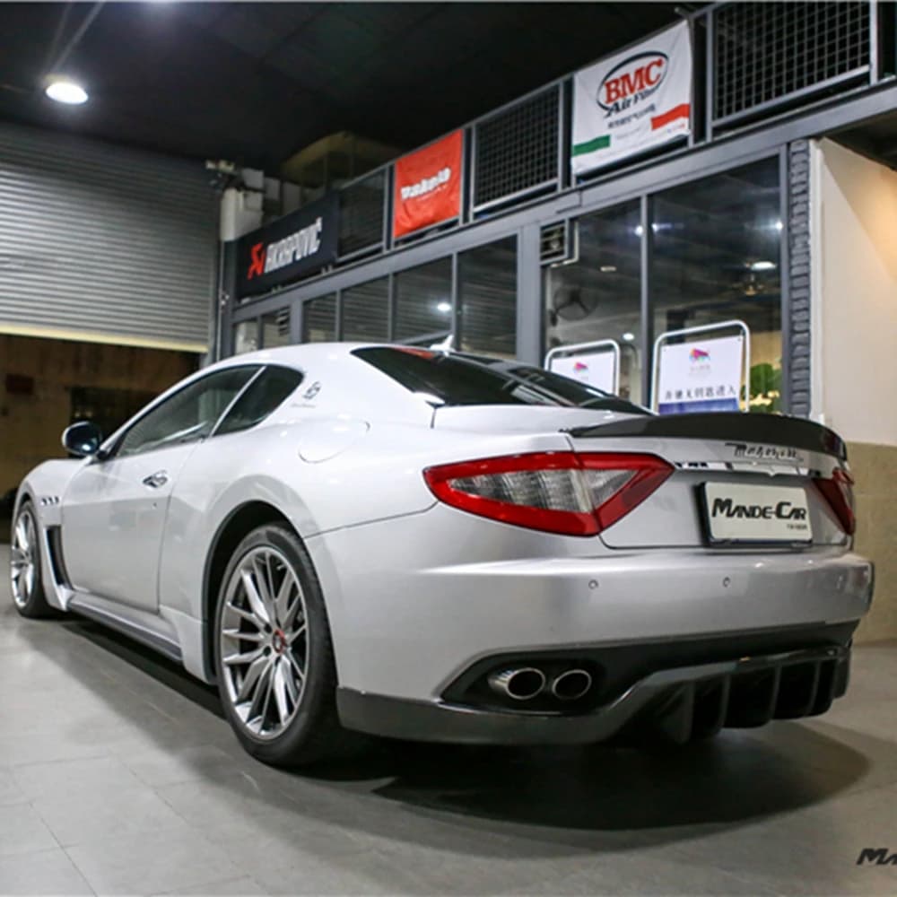 For Maserati GranTurismo Coupe 2-door 2008 - 2010 Carbon fiber FRP Rear Spoiler Trunk wing