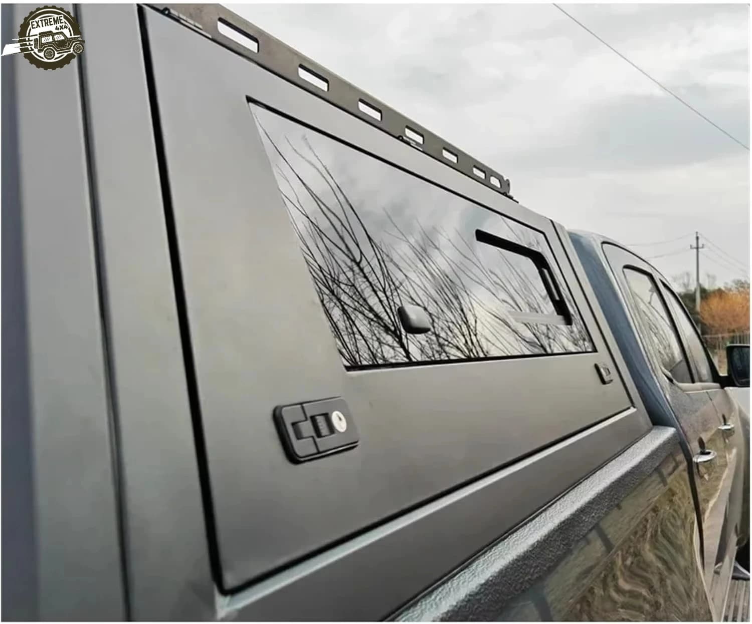 EXTREME 4x4 Aluminum Alloy Steel Pickup Truck Bed Hardtop Topper Canopy Waterproof and Locking for Hilux Vigo Revo