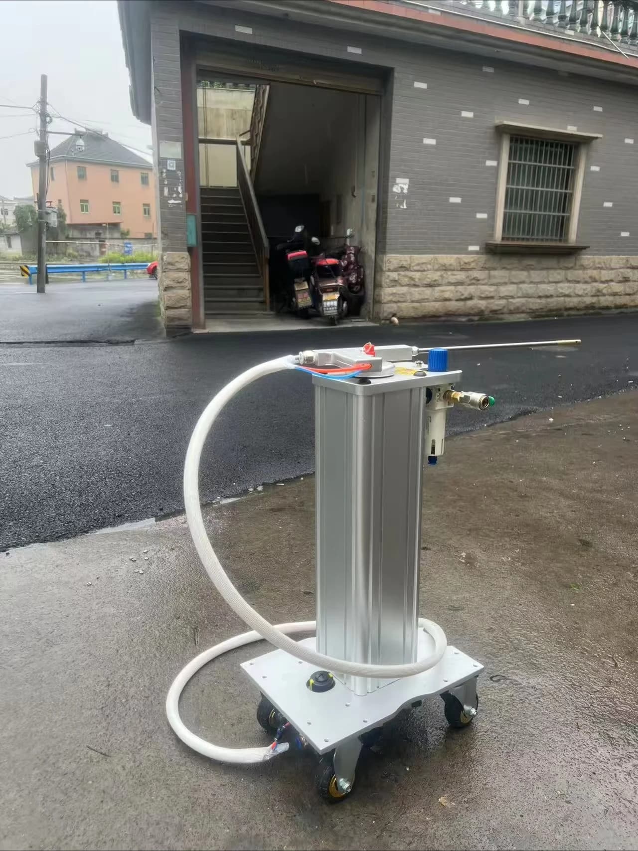 Professional Car Care Walnut Sand Carbon Deposit Cleaning Machine Aluminum Alloy Shell Spray Gun for Auto Detailing Equipment