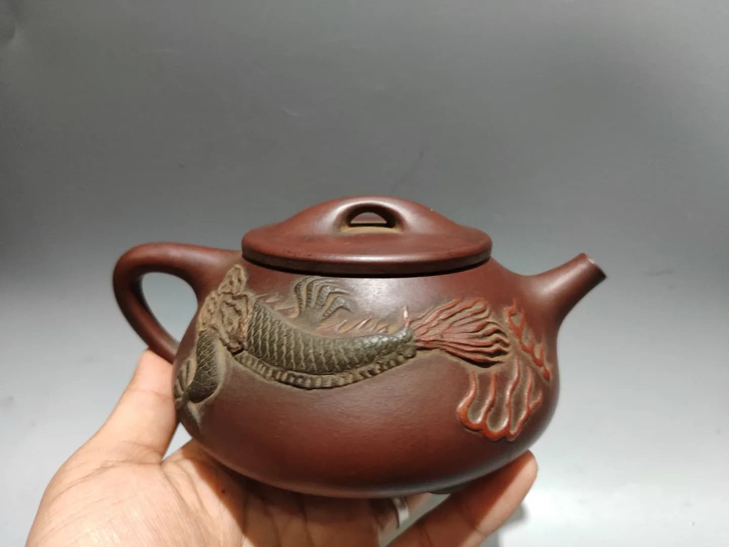 7"Chinese Yixing Purple Clay Teapot Painted Dragon pattern relief Four Sided teapot Kettle Teapot Flagon Amass wealth Town house