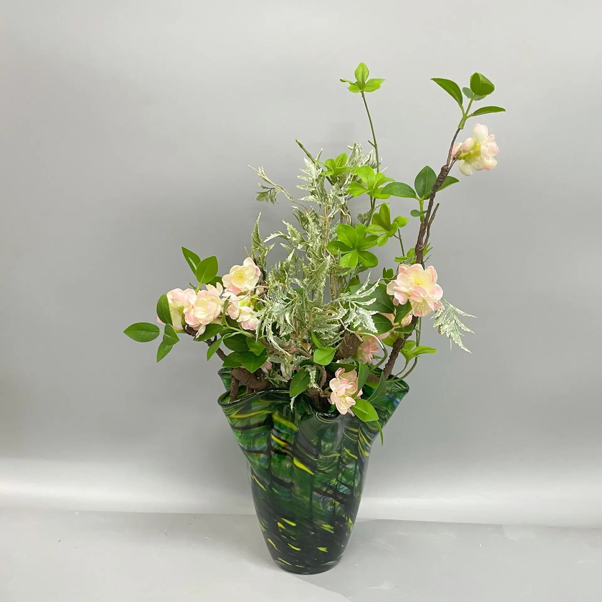 HYS European light luxury colored glass open large diameter rich bamboo vase flower arrangement art high sense high value plate