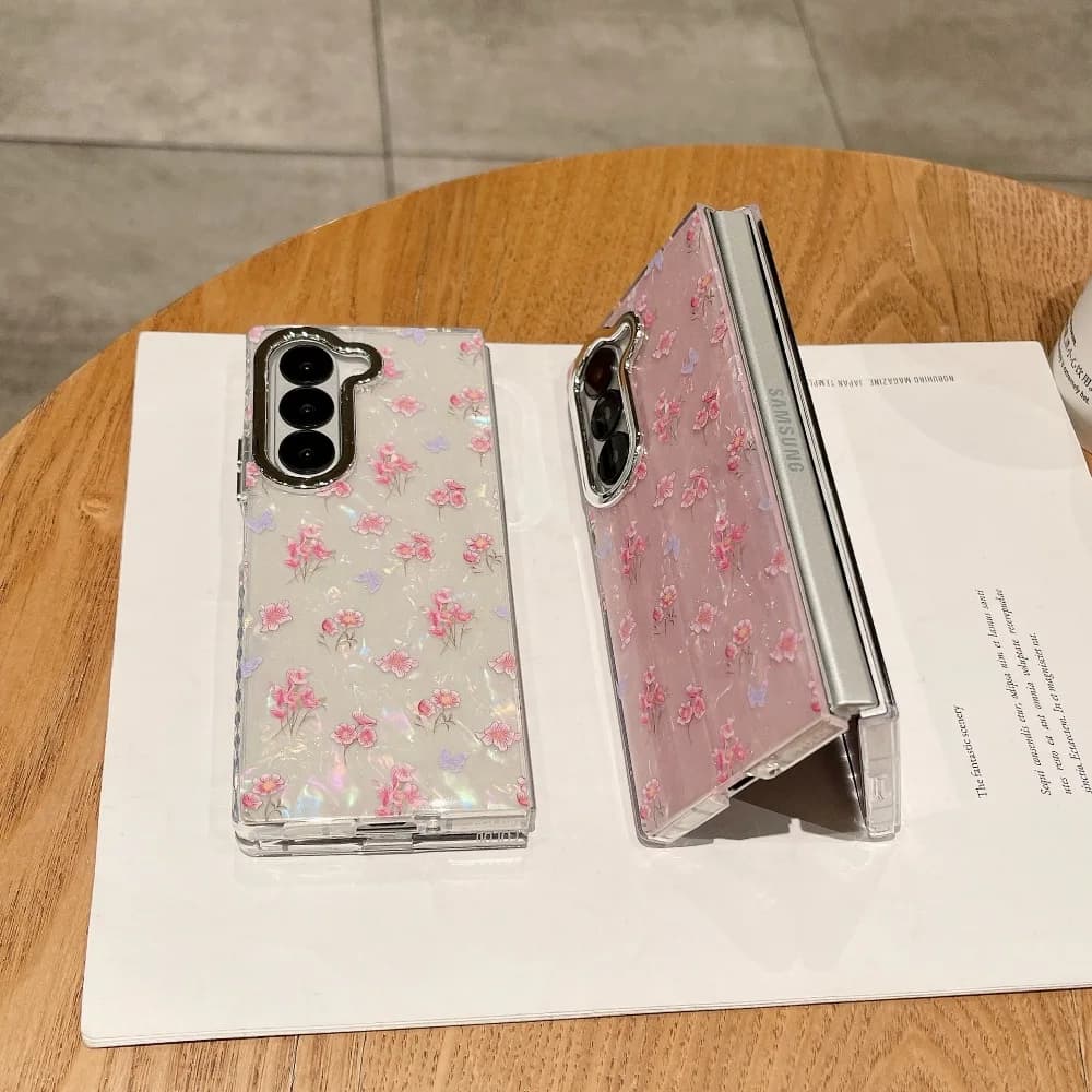 Creative Colored Lotus and Butterfly Pattern Folding Phone Case For Samsung Galaxy Z Fold6/Z Fold5/Z Fold4 (Not 3D Effect)