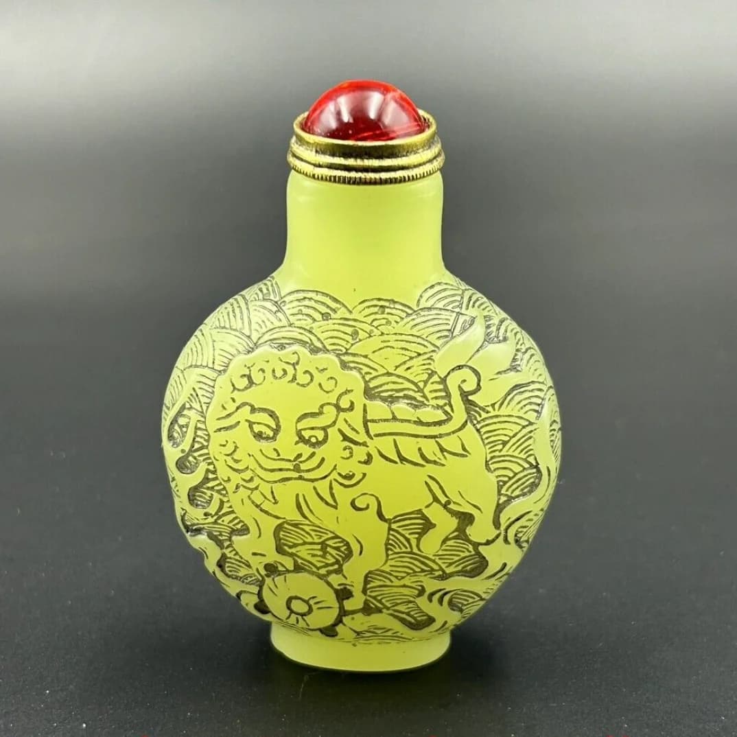Collection Chinese Antique Luminous Snuff Bottle Hand Carved Auspicious