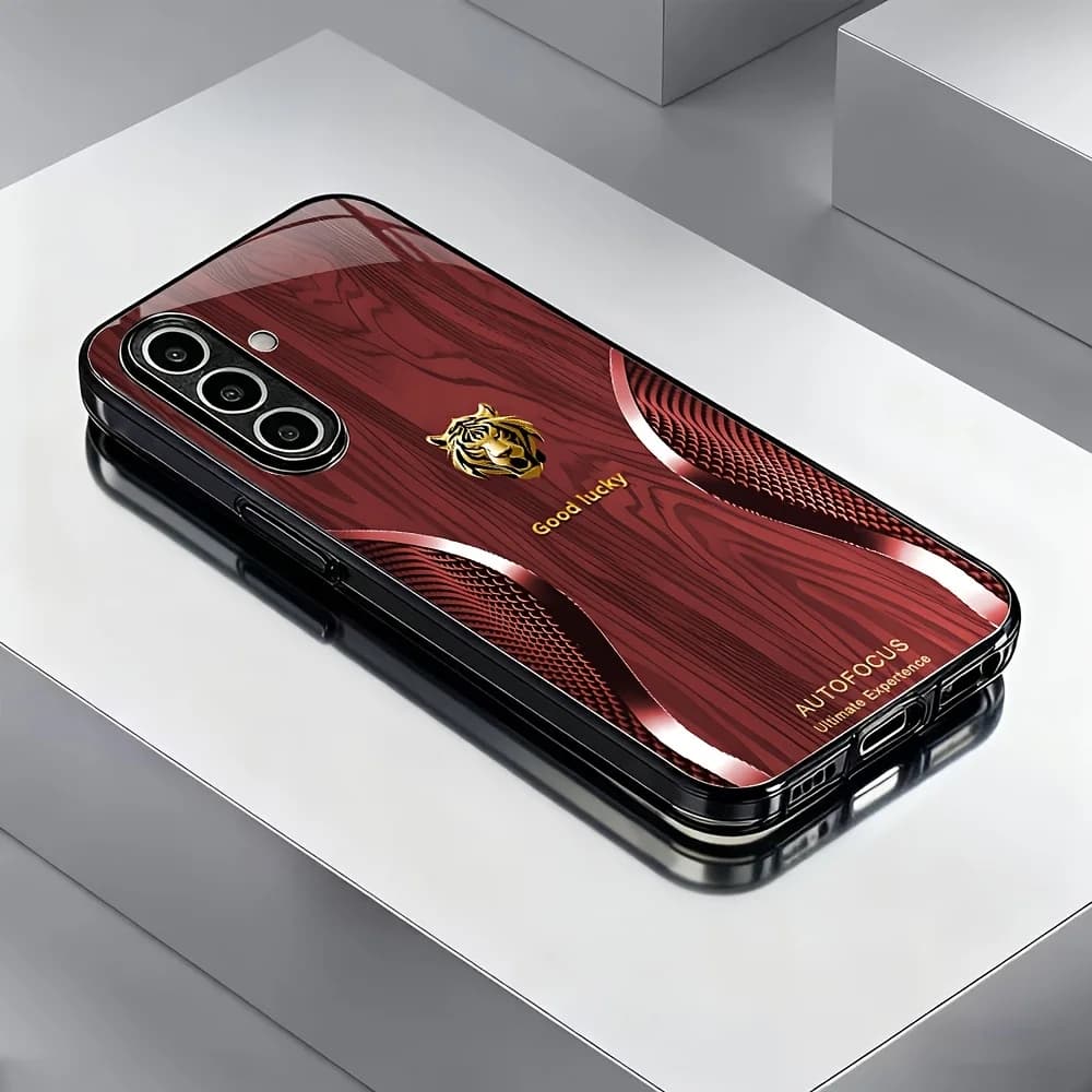 Masculine Vintage Wood Grain Tiger Glass Phone Case for Samsung Galaxy S26 S25 S24 S23 S22 S21 Ultra FE Plus Shock Absorption