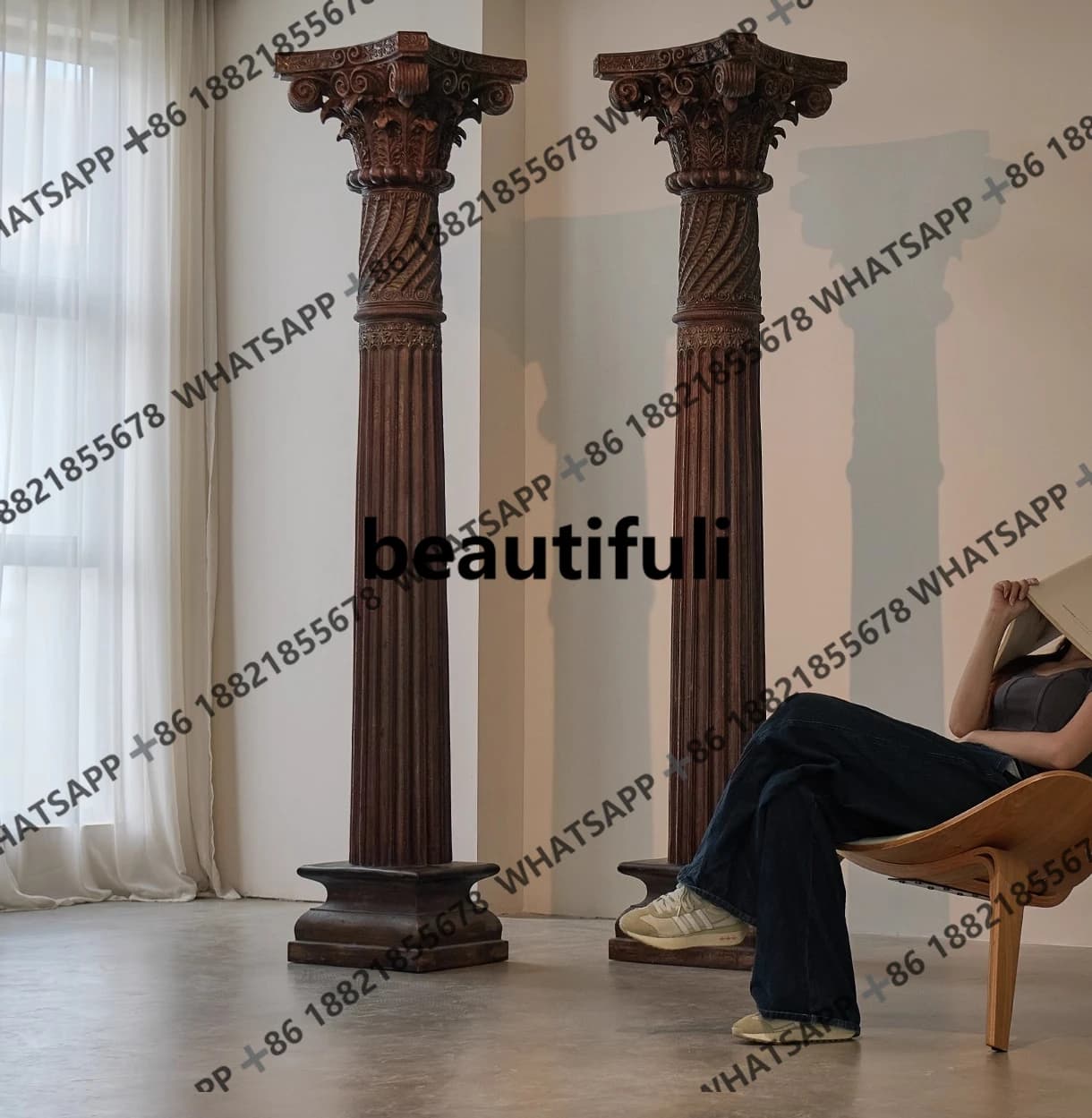 Roman decorative columns in the ancient style store foyer cylinder art antique soft decoration with landscaping