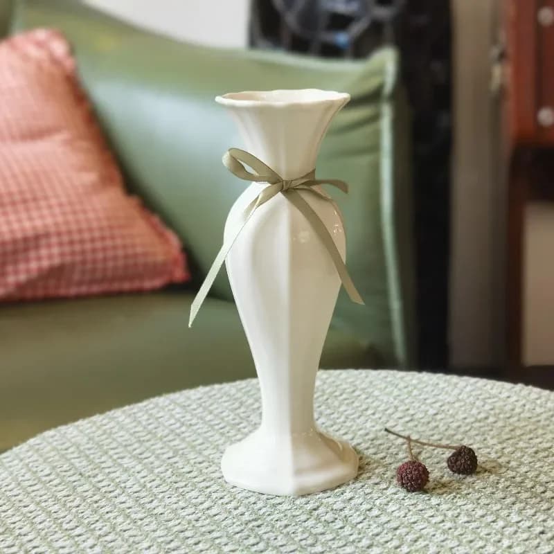 Minimalist white ceramic vase hydroponic vase living room bedroom desktop flower arrangement decoration Wedding decoration vase