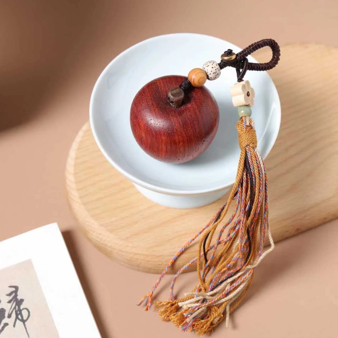 Padauk Wood Simulation Apple Keychain Wooden Fruit Bag Pendant Charm Art Craft Gift For Daily Decoration Souvenir