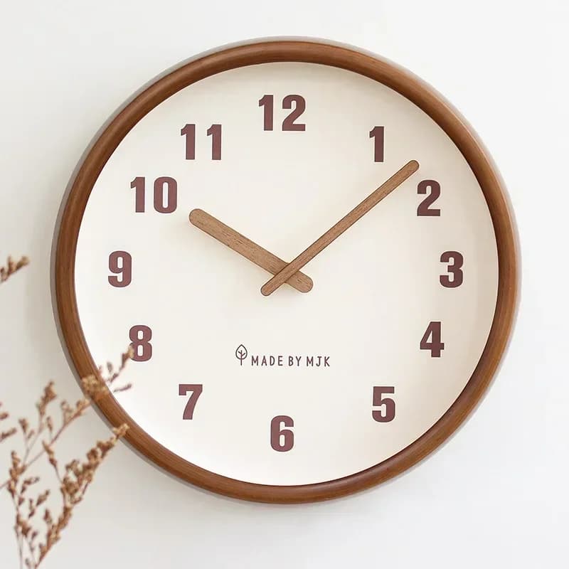 Chinese retro solid wood wall clock modern simple living room home silent clock Japanese personalized fashion wall clock