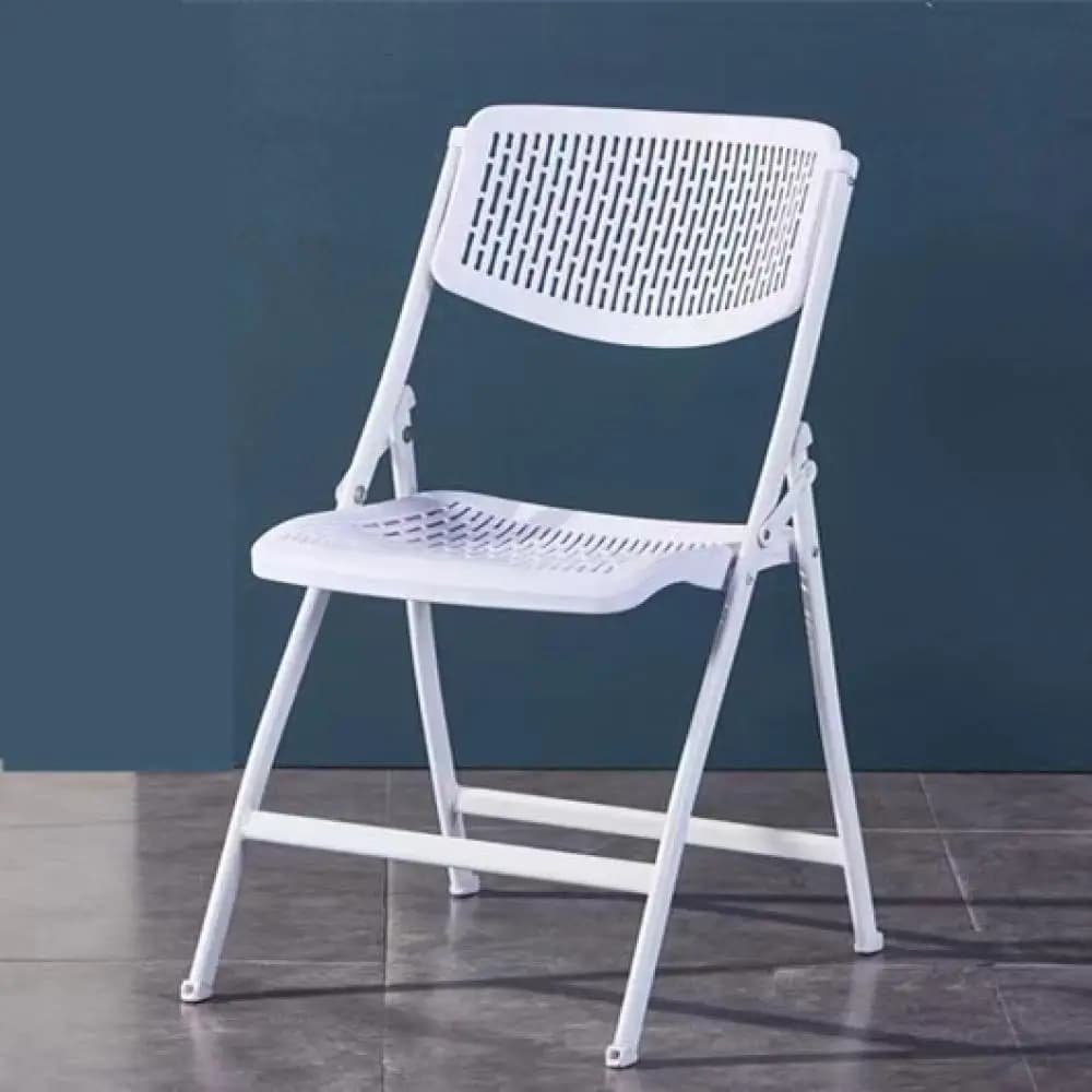 Wholesale Custom White Plastic Folding Chairs Light Weight Rental for Outdoor Party Durable and Cheap for Dining Hotel Events