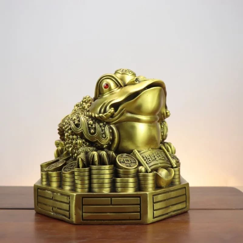 Ornament for Living Room, Three-Legged Bronze Golden Toad, Shop and Home Decor, Eight Trigrams