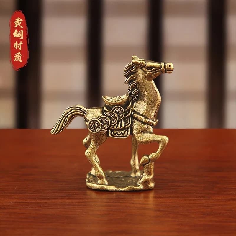 Pure brass carrying a gold ingot, symbolizing wealth and prosperity; a zodiac horse figurine for home or office decoration