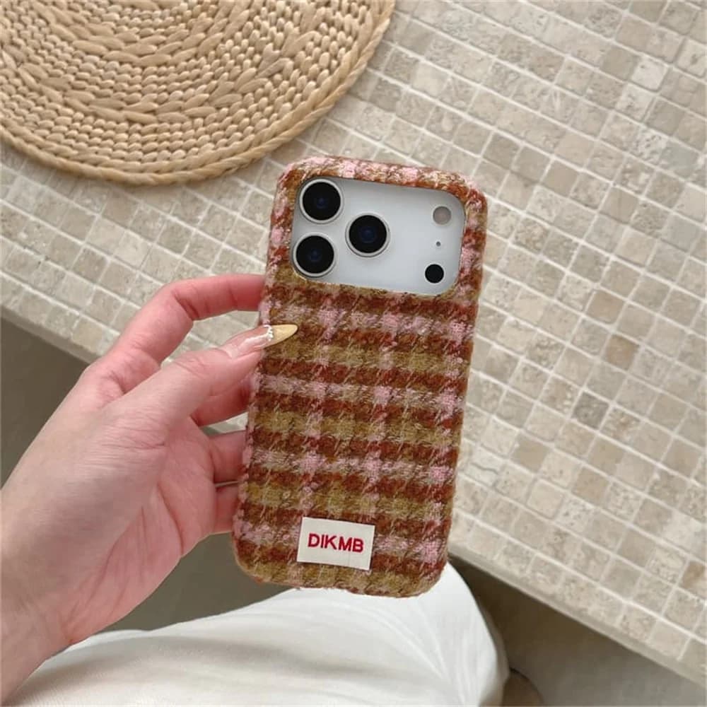 Warm Plaid Pattern Fabric Phone Case For iPhone 18 Pro 14 13 15 16 17 Pro Max Cover Soft Cute Cases For Apple 15 Pro 18pro Max