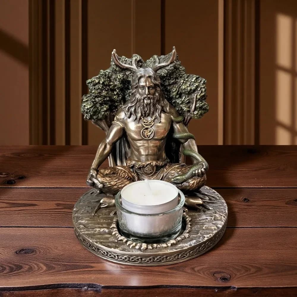 Nordic Style Retro Home Decoration Celtic Mythology Cernunnos Statue Celtic Goddess God Figure Candles Holder Desk Accessories