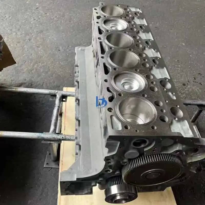 LANXIN Excavator Engine Spare Parts D7E Cylinder Assembly D7E Engine Middle Block