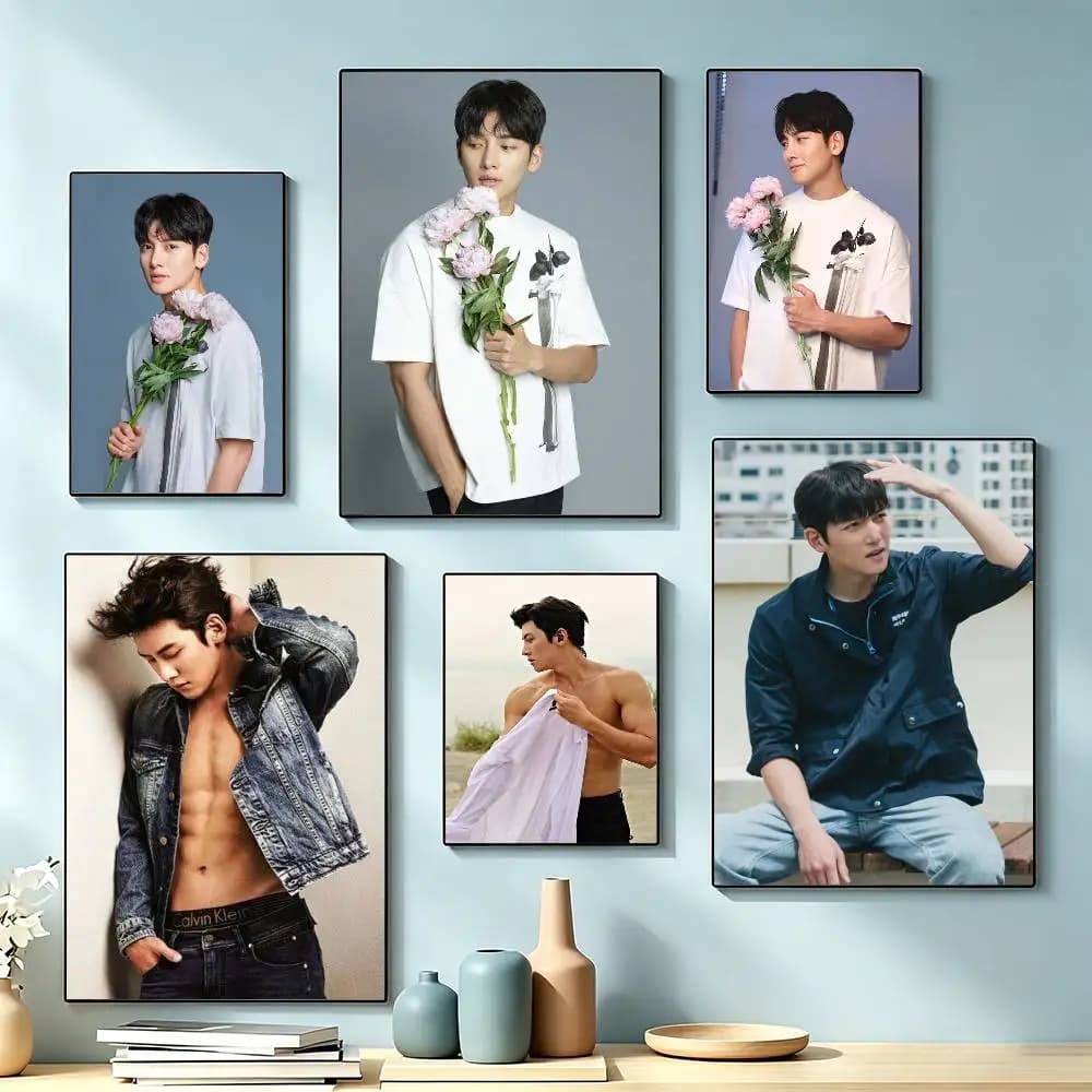 Korean Star Ji Chang Wook Round Poster Waterproof Wall Art Sticker For Bar Living Room Vintage Decor High Quality Print Gift