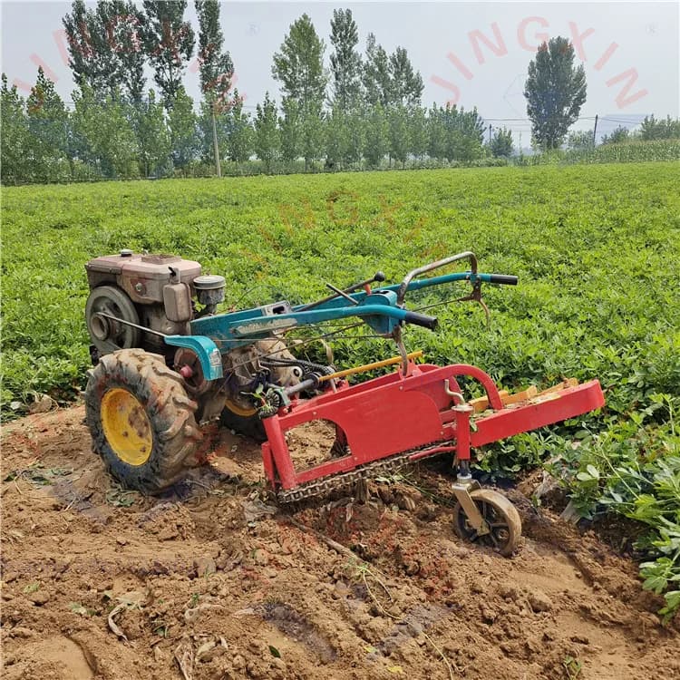 Portable High-Efficiency Mini Peanut Harvester New Home Use Handheld Harvesting Machine with Home Use