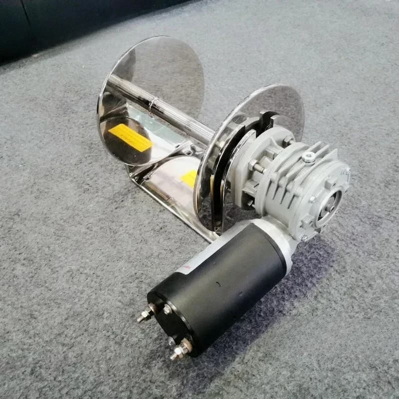 Yacht windlass, electric windlass