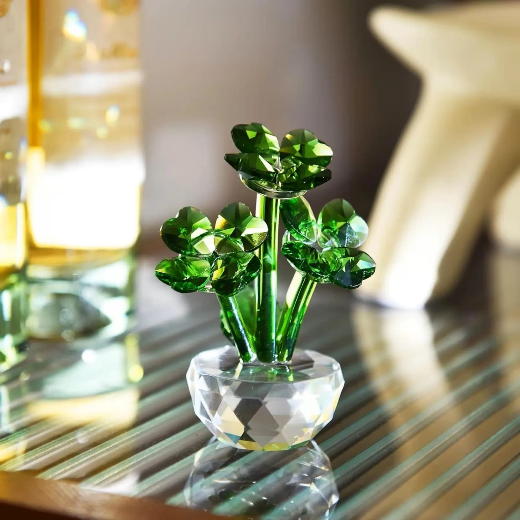 Lucky 4-Leaf Clover Glass Decor - Green Ornament for Home, Birthday & Valentine's Gift, New Year Centerpiece, Feng Shui Table De