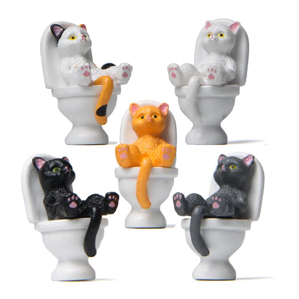 Cat on Toilet Resin Home Decoration Action Figure Dollhouse Landscape Accessories Fairy Garden Miniatures Desktop Model Ornament