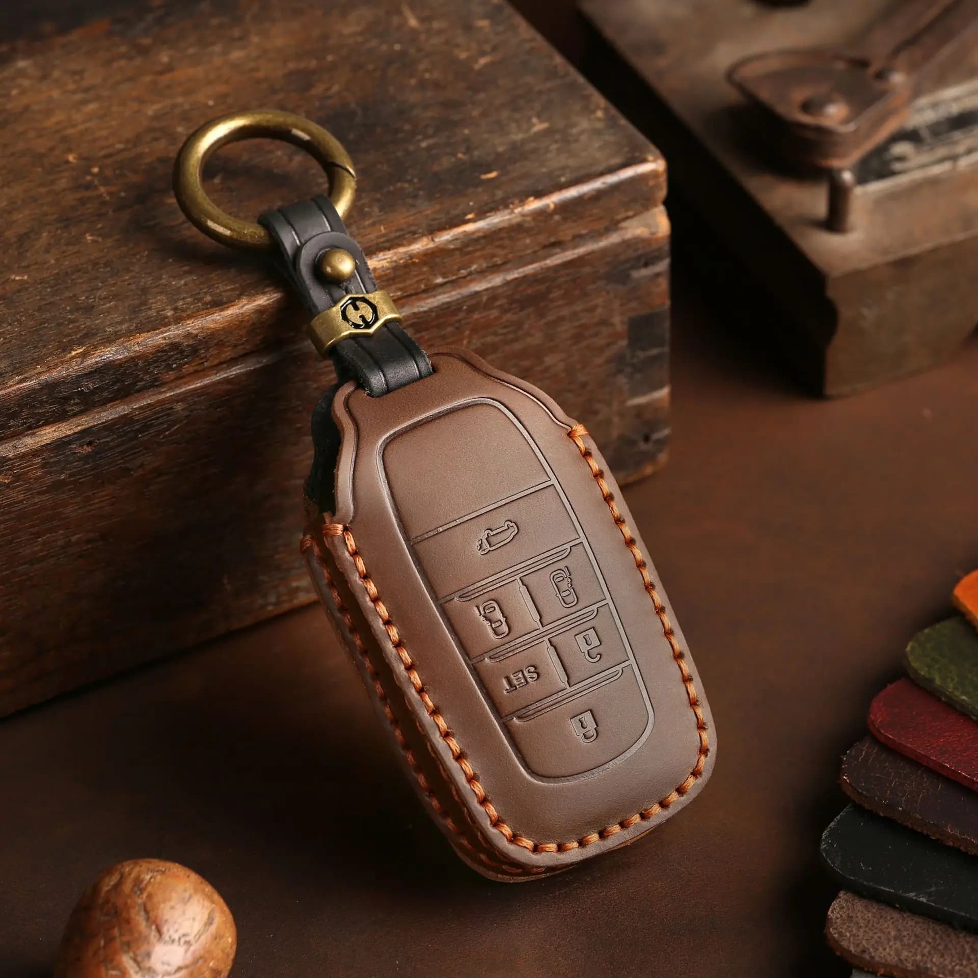 Handmade Top Layer Cowhide Car Key Case Cover for Toyota Sienna Granvia Alphard Vellfire Auto Key Fob Accessories