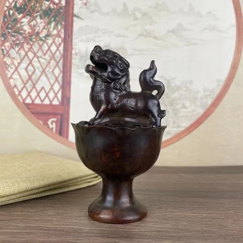 Antique-style alloy incense burner for home use, indoor sandalwood disc incense burner, Zen-style Buddhist lion-shaped burner, a