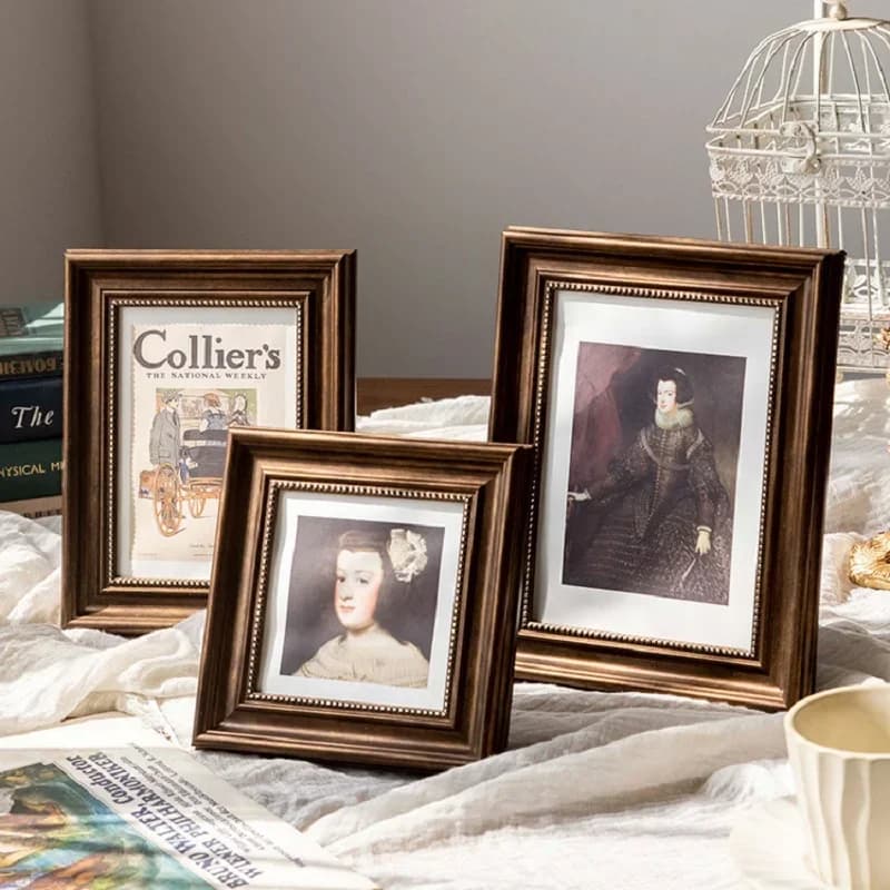 Vintage American Style Photo Frame Retro Stand Display Frame for 6-inch & 8-inch Photos, Decorative Picture Frame Home Decor