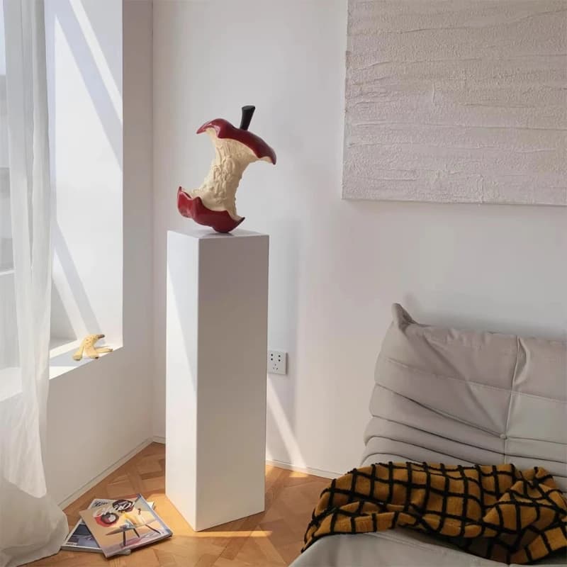 Apple floor ornament! Entrance background sculpture under the stairs landscaping decoration living room advanced art