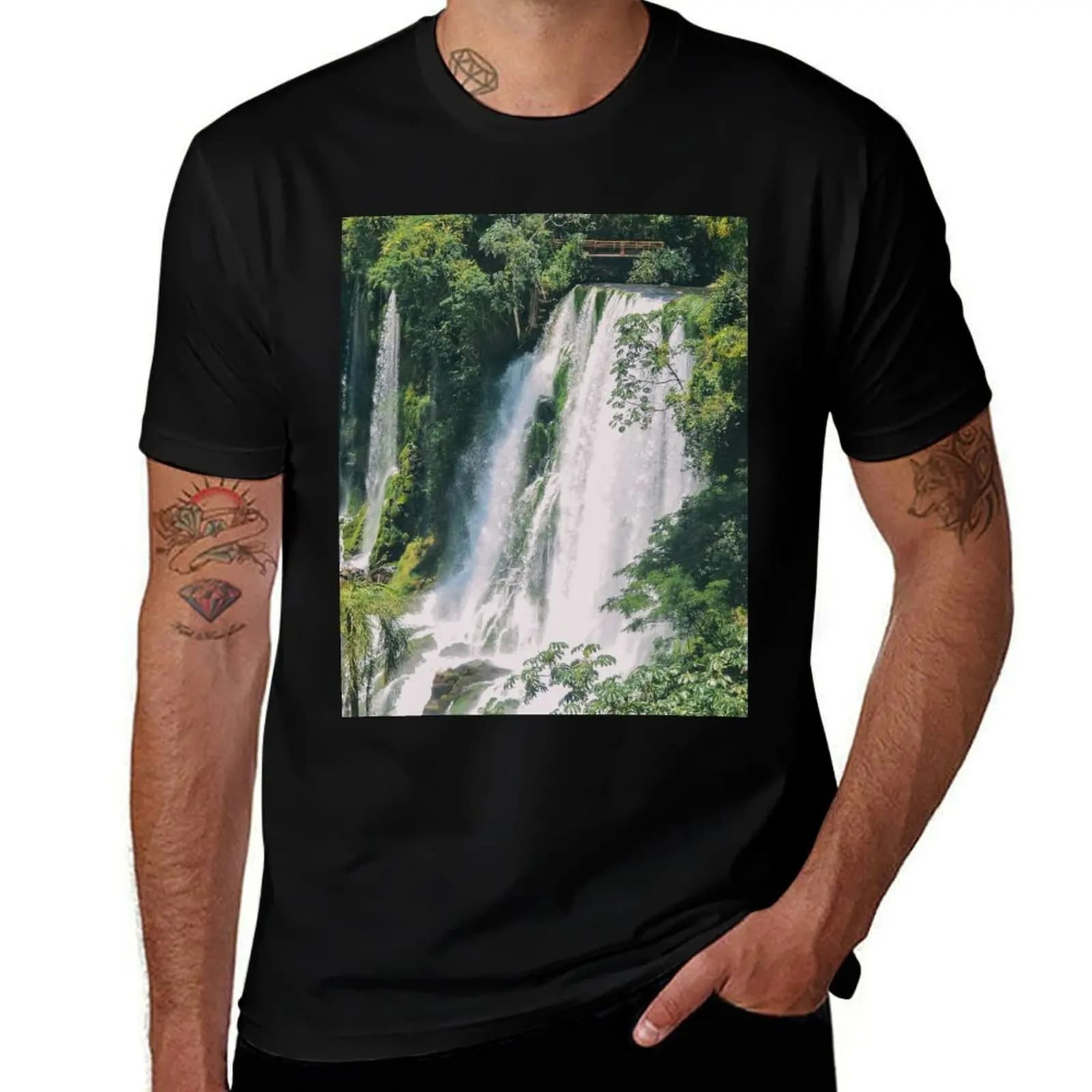 Iguazú Waterfalls Misiones, Argentina Natural Wonders T-Shirt Big and Tall Loose Fit T-Shirt