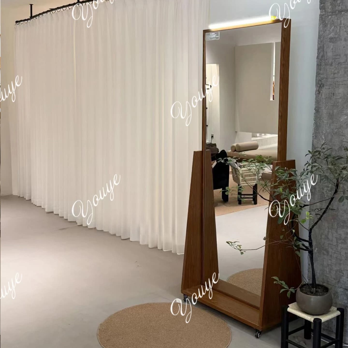 Women's clothing store double-sided mirror moving mirror clothing store fitting mirror antique wooden full body fitting high def
