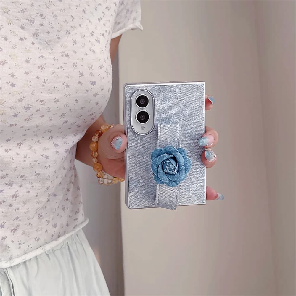 Denim Rose Flower Finger Phone Case For Samsung Galaxy Z Fold 8 Ultra Z Fold 7 6 5 4 Shockproof Protective Cover For Women