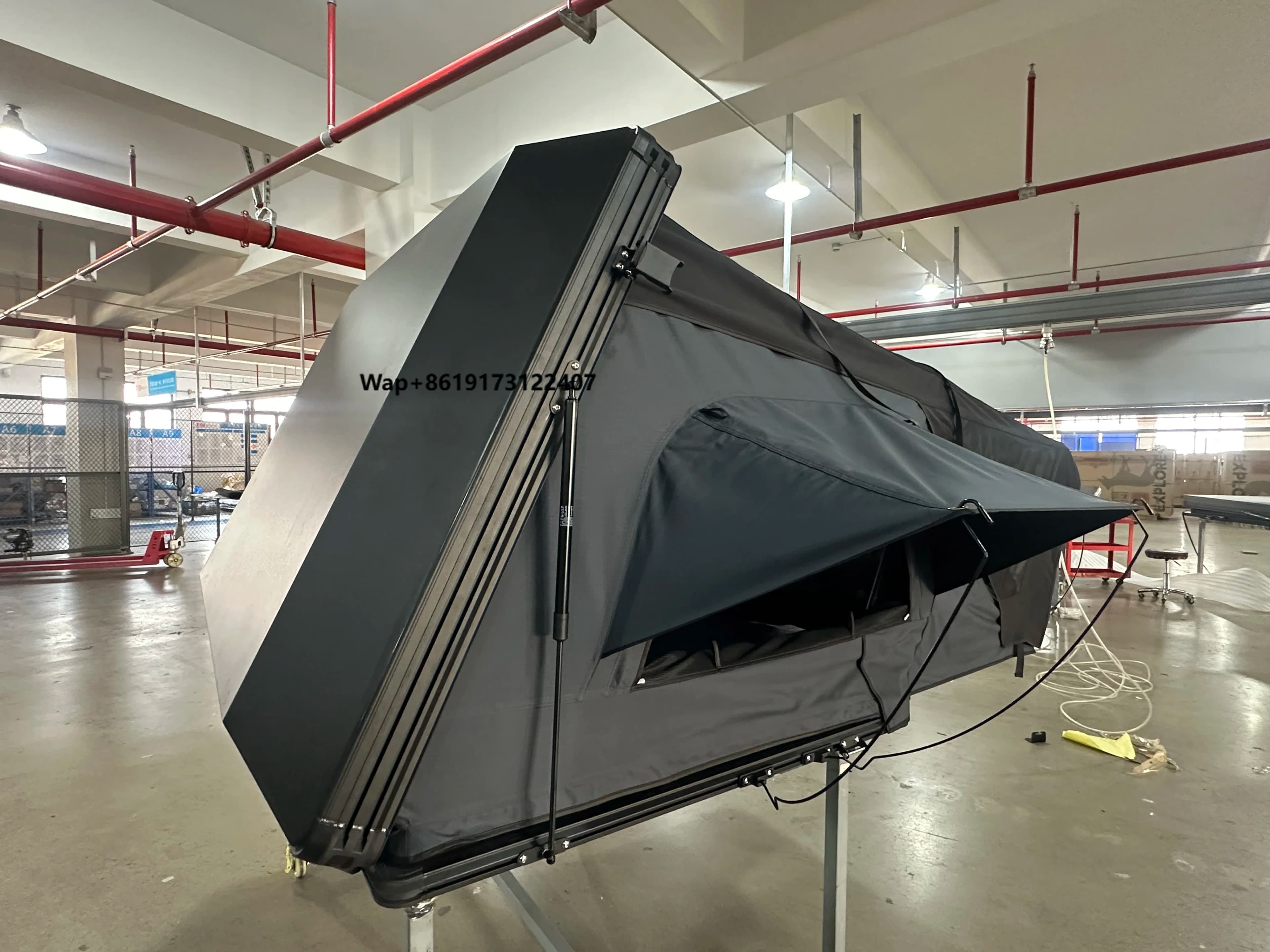 New Car Roof Top Tent 4x4 Car Roof Tent Total Waterproof OEM Customization Aluminum Hard Shell Car Roof Top Tent  Quality
