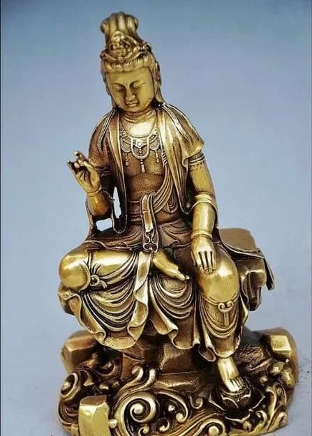 CHINESE COPPER GILT HANDWORK DELICATE KWAN-YIN STATUE