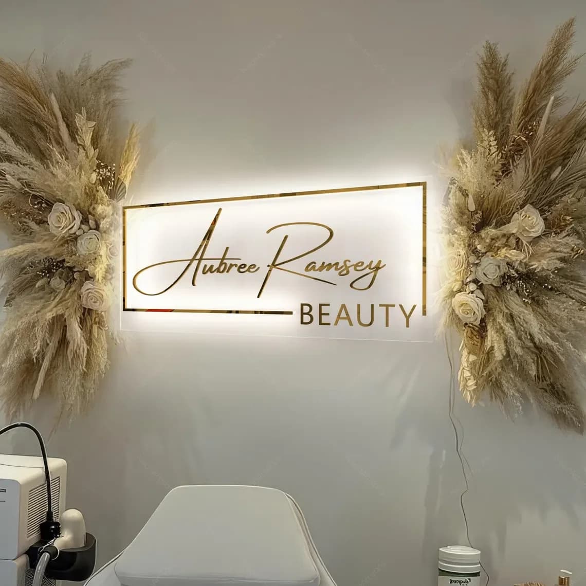 Custom LED Backlit Acrylic Logo Wall Sign For Beauty Hair Nail Lash Esthetics Salon Indoor Reception Signage Dropshipping