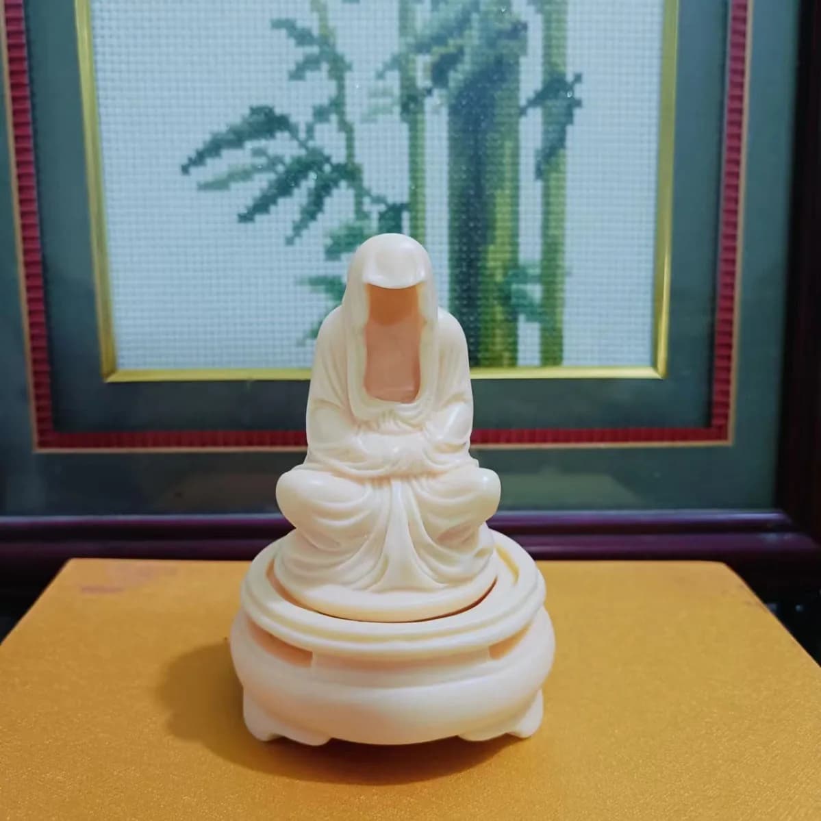 New Ivory Nut No‑Face Buddha Incense Burner Natural Sandalwood Agarwood Mugwort Incense Holder Indoor Home Decor Craft Ornament