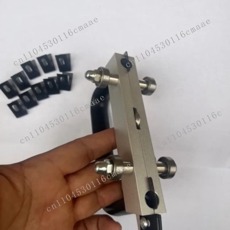 Plastic Floor Tool Opener Guide Wheel Motion Boot Floor Floor Manual Slotter
