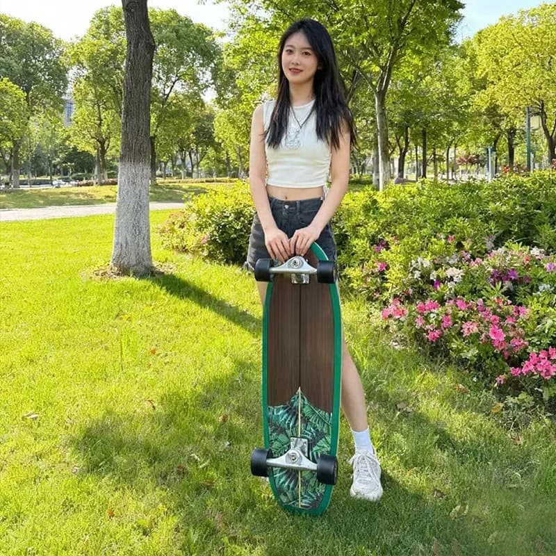 Land Surfboard Adult Professional Skateboard Simulation Ski Skateboard Four Wheels Beginner Skateboard Walnut Hemp Leaf
