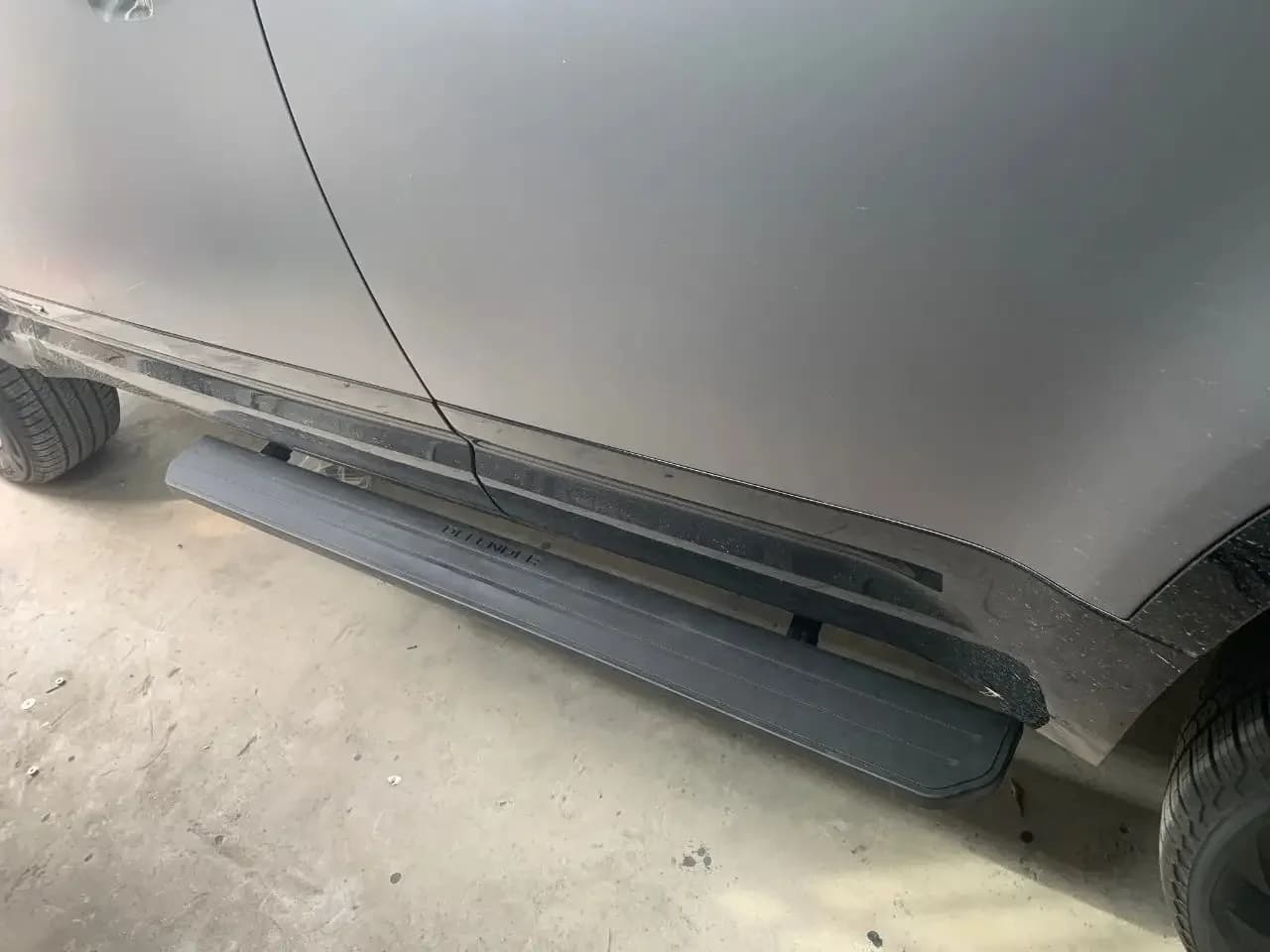 Original Style Electric Side Pedal Running Board for Land Rover Defender 90/110/130 Aluminum Alloy Body Parts Electric Side Step