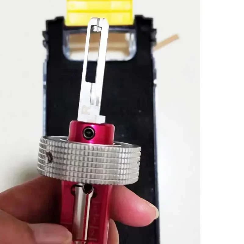 Multi-Function Lock Pick Tool 7x7 5L 5RYale7 SB RB Avocet6 Mag- Rbside Peled Alba Alba6 Alba7 Compatible Lock Picking Equipment