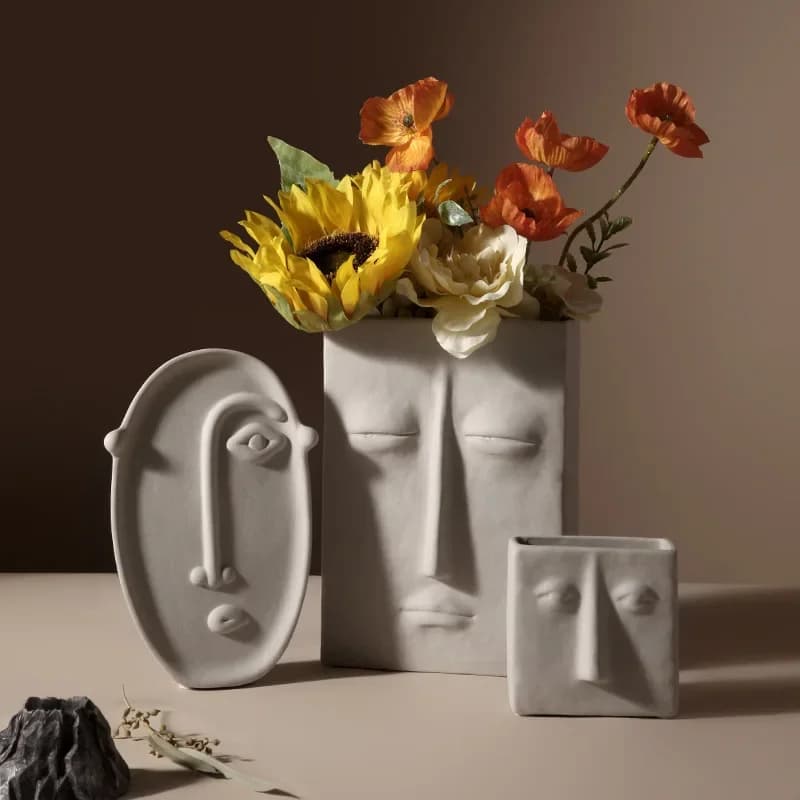 Retro Wabi-Sabi Style Creative Unglazed Ceramic Vase—Elegant Dried Flower Vase with Face Design,Home Decor