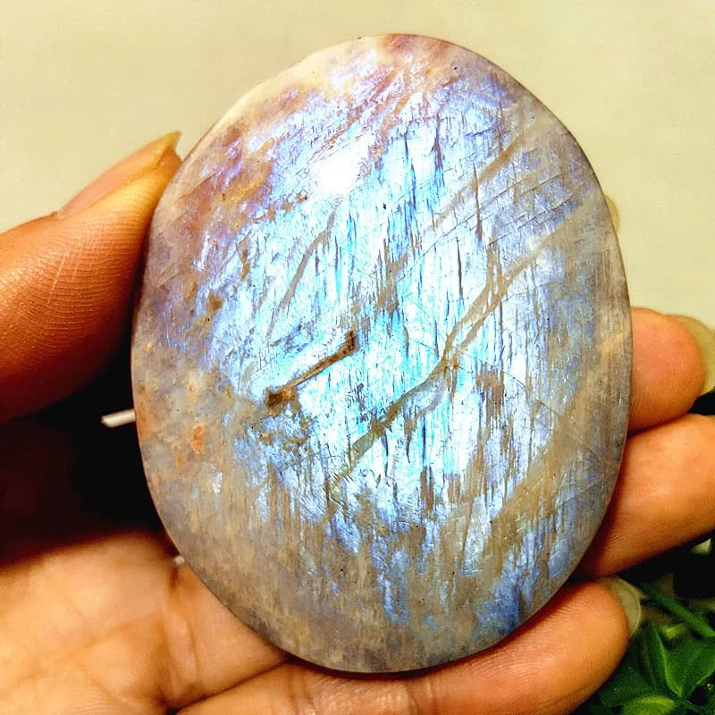 Natral Crystal Beautiful Moonstone Labradorite Palm Sorcerer Meditate Spiritual Healing Feng Shui Crystal Home Decoration