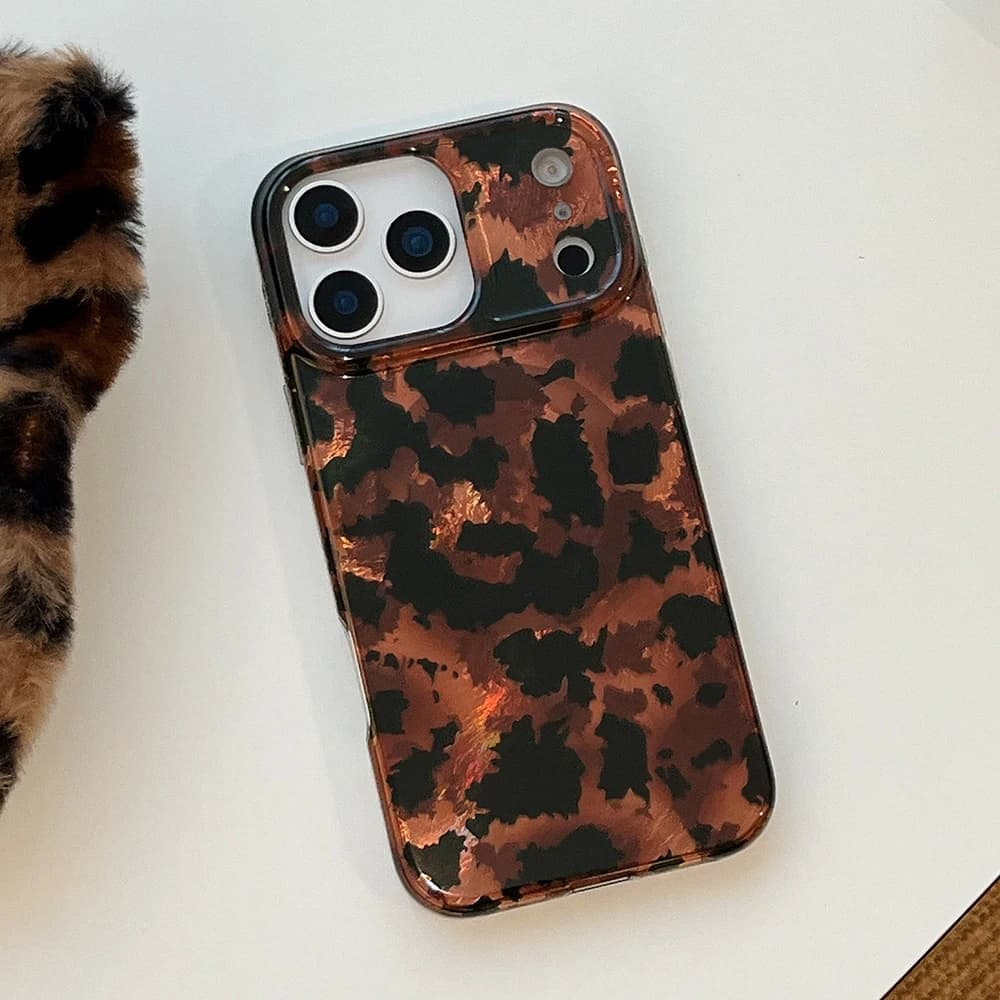 Luxury Amber Wireless Charge Magnetic Shockproof Protective Case for iPhone 13 14 15 16 17 Pro Max For MagSafe Ins Lamber Cover