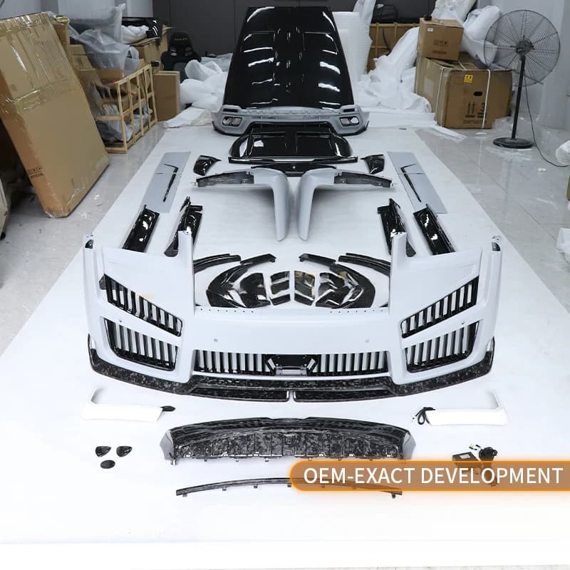 Ultimate MSY Dry Carbon Body Kit Front Bumper Side Skirts Fender Rear Bumper Spoiler for Full-Size Luxury SUV 2025 Off-Road