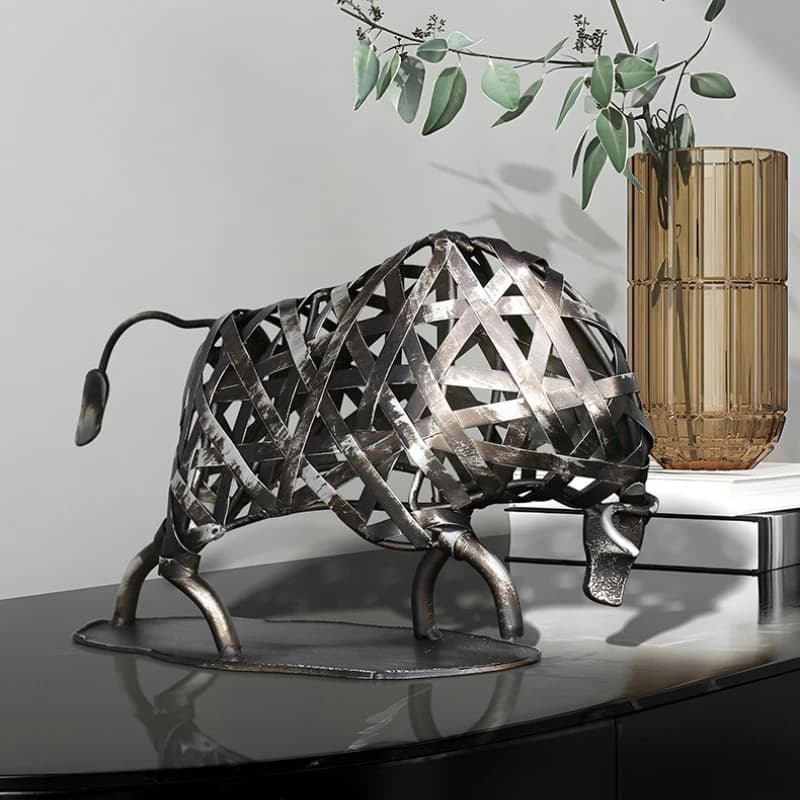 Iron Woven Crafts, Wall Street Cow Hollow Geometric Modern Home Decoration, Metal Crafts Animals, Aesthetic Decorations