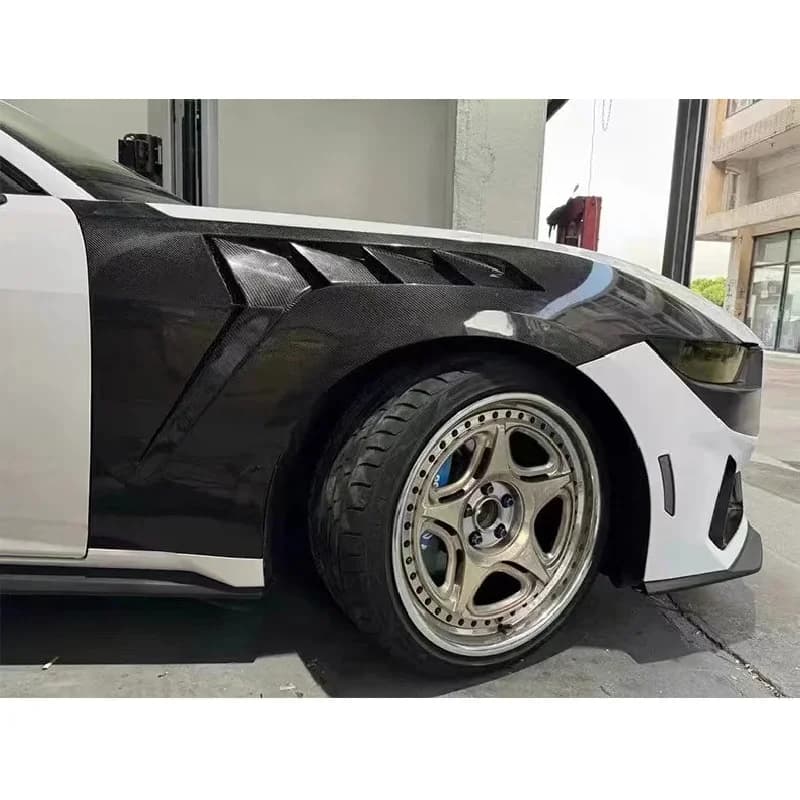 Carbon Fiber Fende GTD Style Carbon Fiber Body Kit