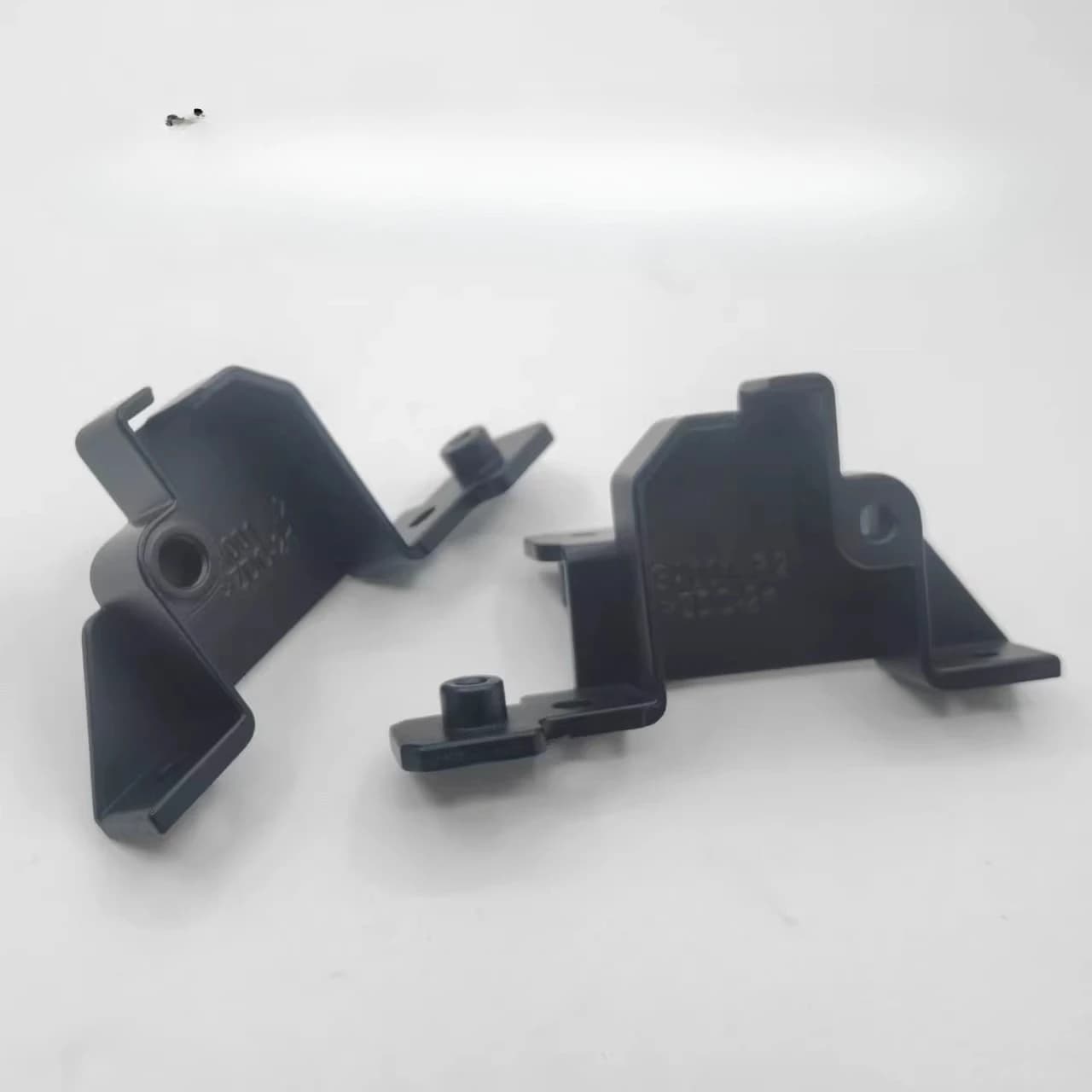 1pcs For Honda 15-22 XRV VEZEL Sunroof Roll-Up Bracket Sunshade Base Shaft Snap Slide