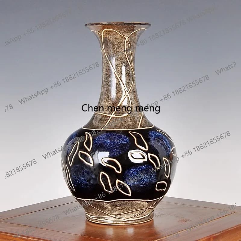 Simple and creative living room, ceramic ornaments, flower vases, decorations