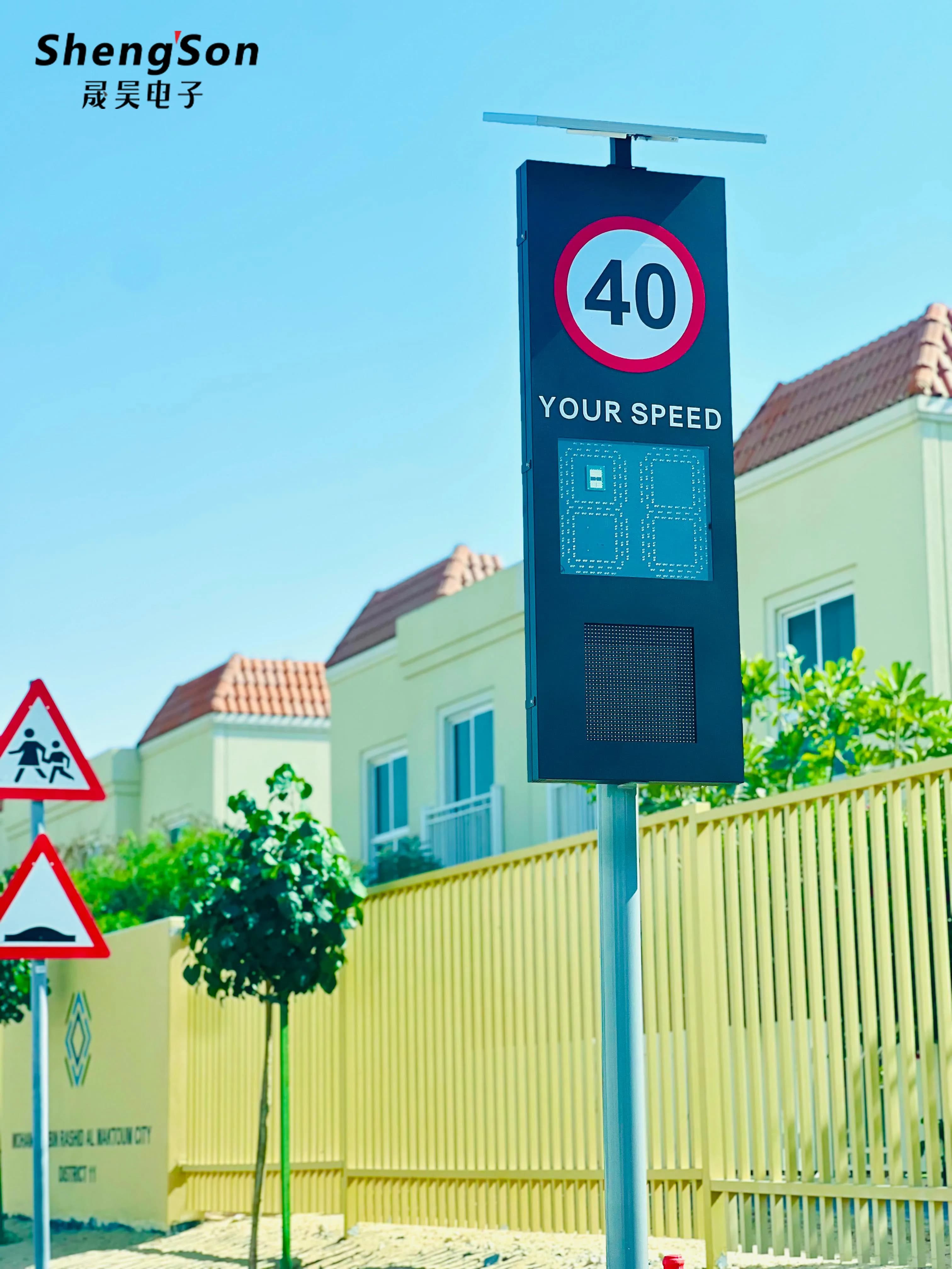 Solar LED Traffic Sign Speed Radar Speed Limit Sign with Aluminum Alloy 600x1730mm 1-199km/h Range for Roadway Safety