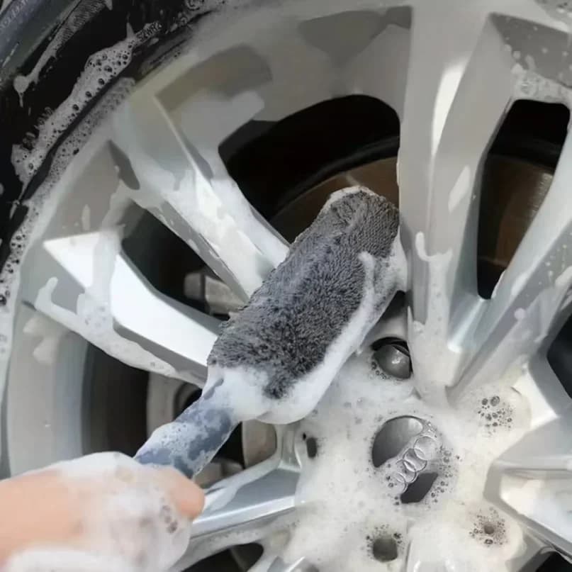 Cepillo portátil  microfibra para lavado  ruedas  coche con mango  plástico, herramienta  limpieza y tallado para ne