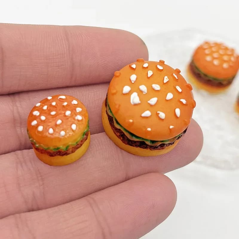 Mini Hamburger Burger Miniature Food Play Miniature Kitchen Scene ResinDollhouse Simulation Ornament Doll Accessories